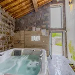 Casa Pyrrhula Murina - Private Jacuzzi 펜션 노르데스테