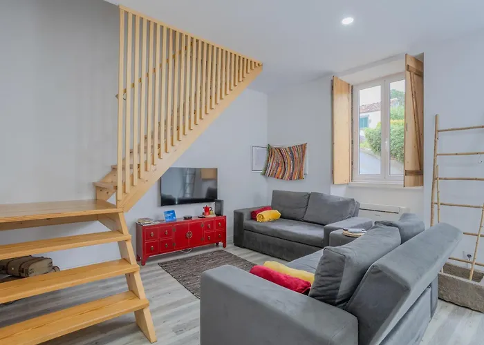 Casa Pyrrhula Murina - Private Jacuzzi Nordeste (Azores)