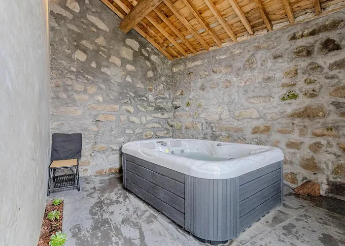 Casa Pyrrhula Murina - Private Jacuzzi *