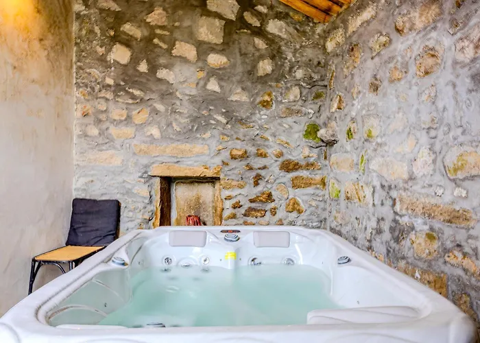 Casa Pyrrhula Murina - Private Jacuzzi